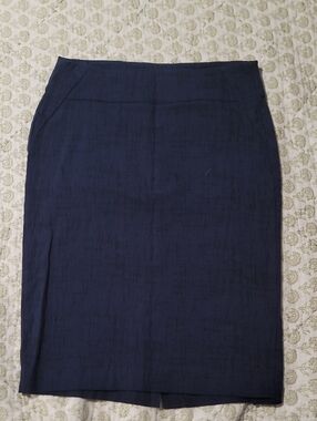 RW&CO. Navy Textured Pencil Skirt